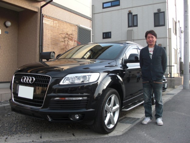 Ａｕｄｉ Ｑ７　３，６ＦＳＩ　クアトロ　S-line