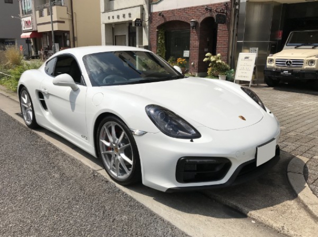 PORSCHE Cayman GTS