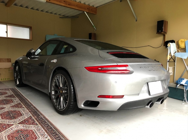 PORSCHE 911 Carrera S