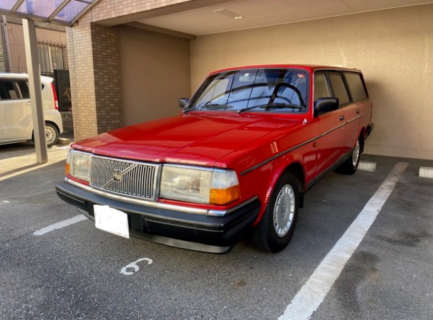 VOLVO 240GL