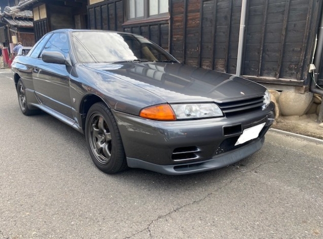 NISSAN SKYLINE　32　GT-R　