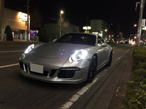 PORSCHE 911 Carrera GTS