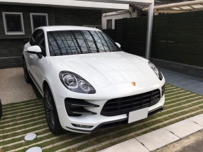 PORSCHE Macan Turbo