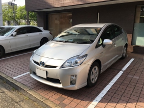 TOYOTA プリウス S