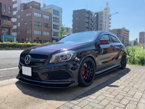 Mercedes-Benz A45 AMG 4MATIC