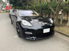 PORSCHE Panamera Turbo