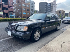 Mercedes-Benz E320T